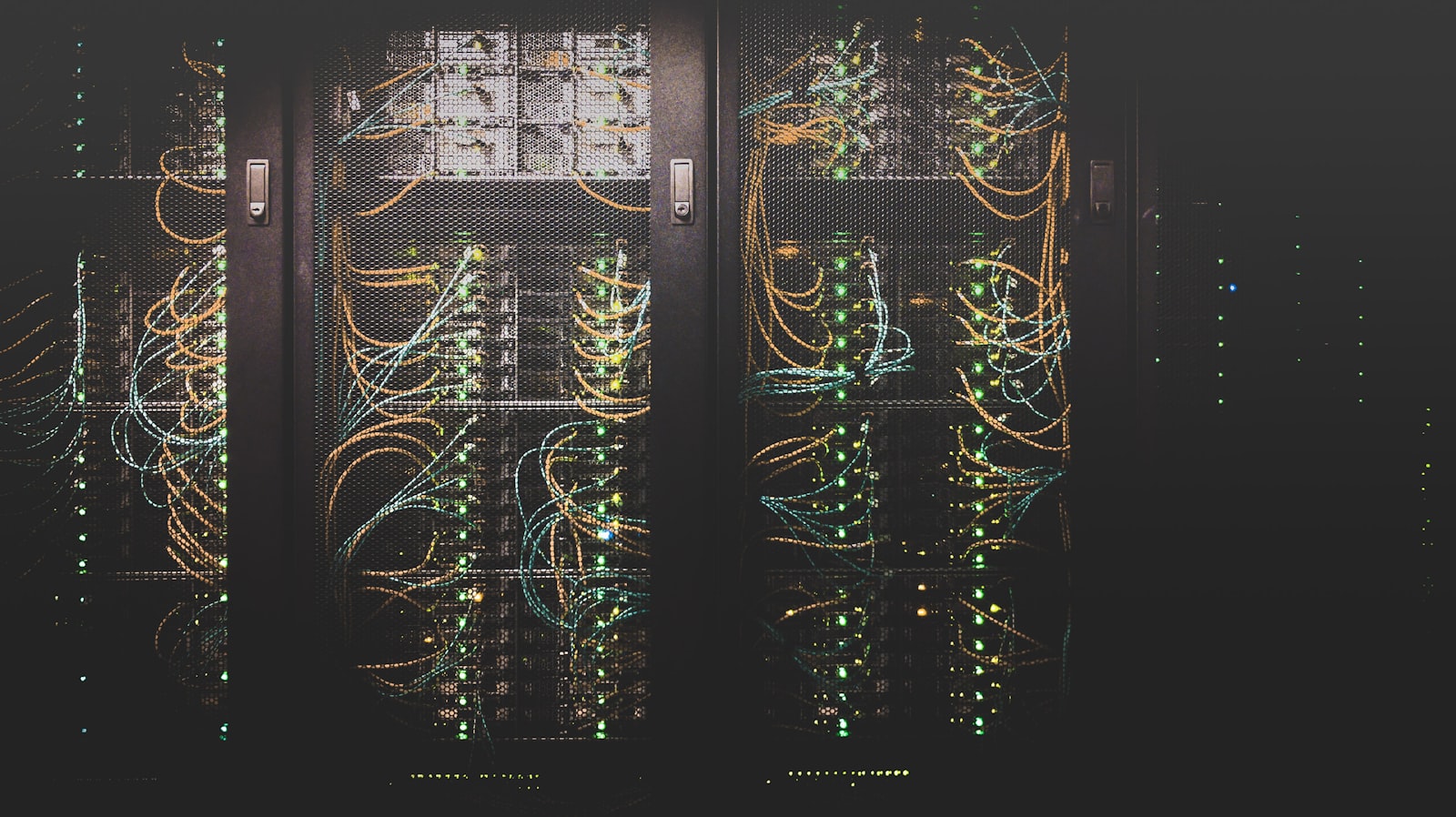 Data center networking for AI clusters